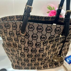 Michael Kors bag